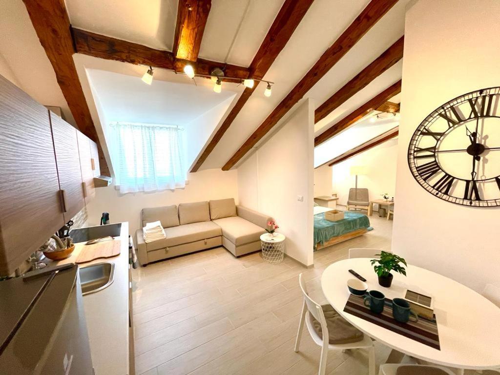 Perfect Stay Apartments Trieste Exteriör bild